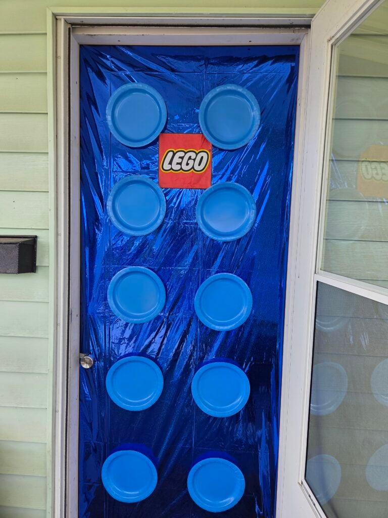 DIY lego party decorations